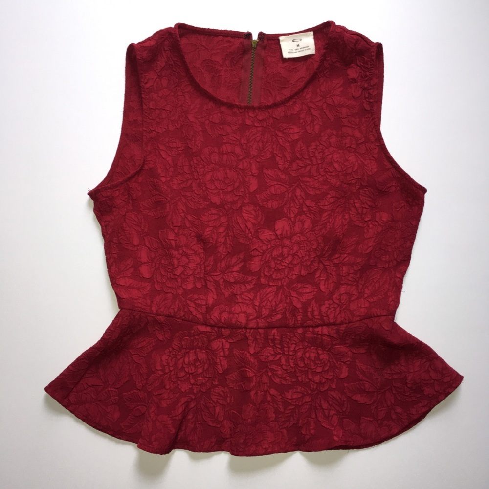Pins and Needles women’s sleeveless blouse, size M